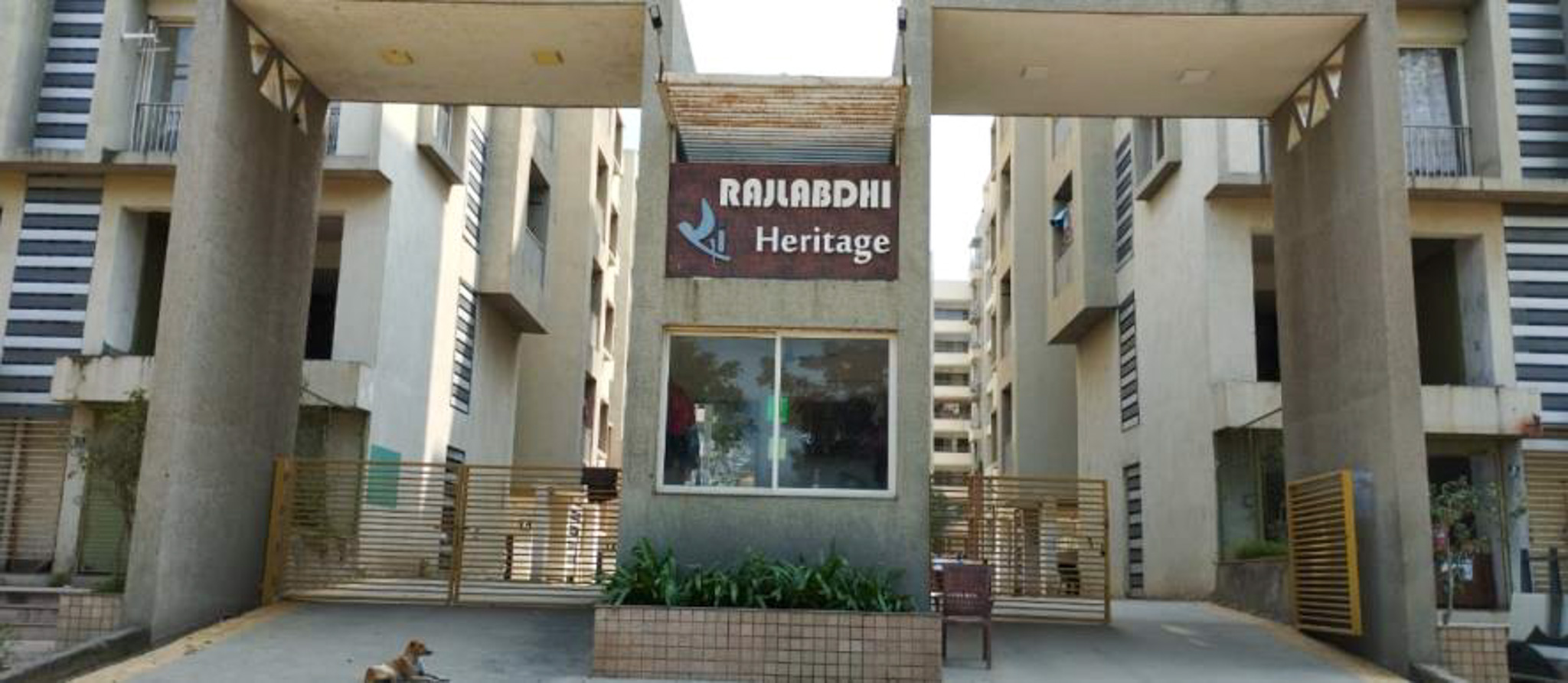 Flat for sale in Gandhinagar Gandhinagar. — photo 2