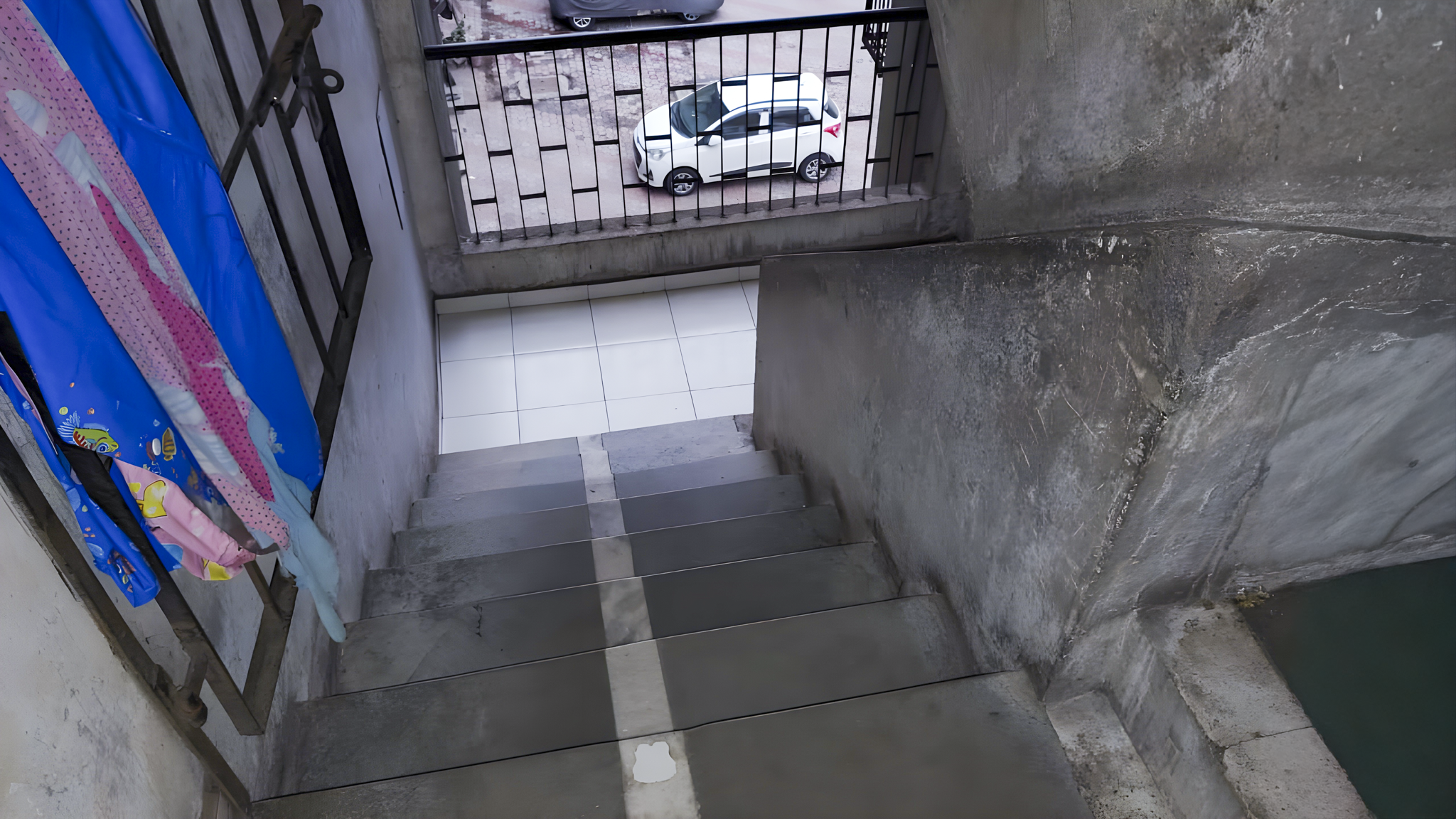 Flat for sale in Surat — photo 3