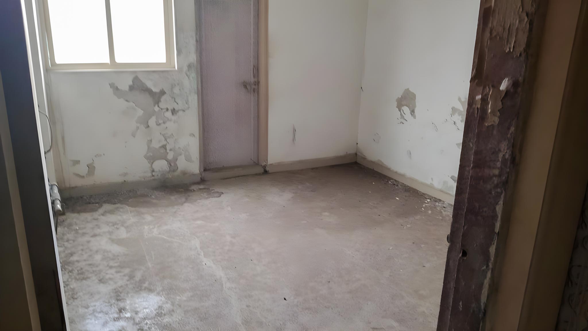 1040 square feet Flat for sale in Surat — photo 10