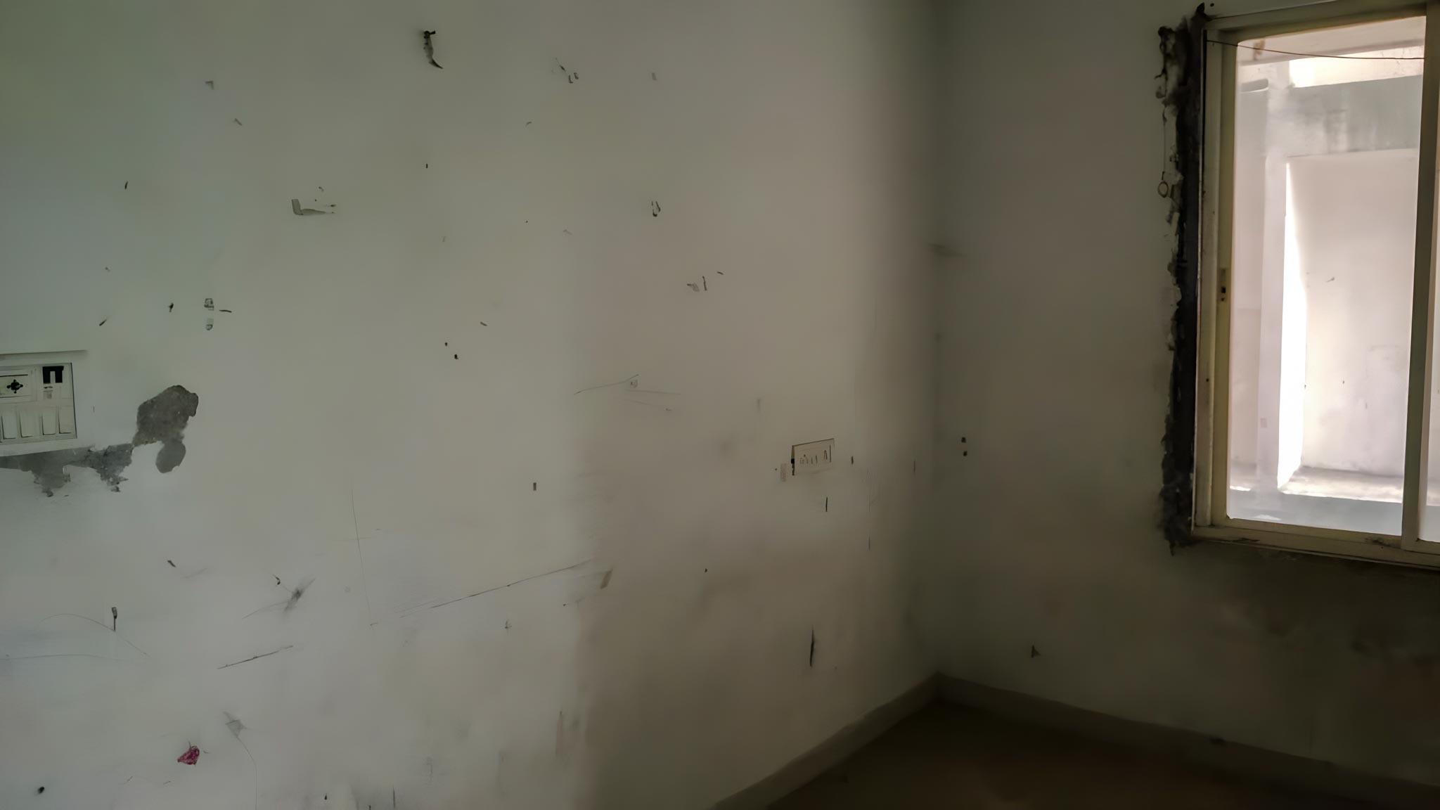 1040 square feet Flat for sale in Surat — photo 17