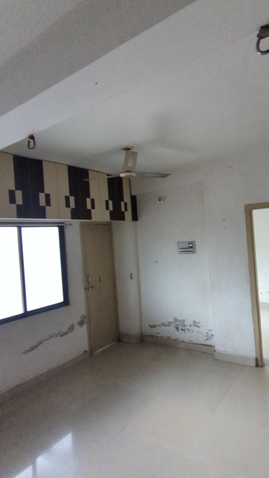 1090 square feet Flat for sale in Sayan — photo 6