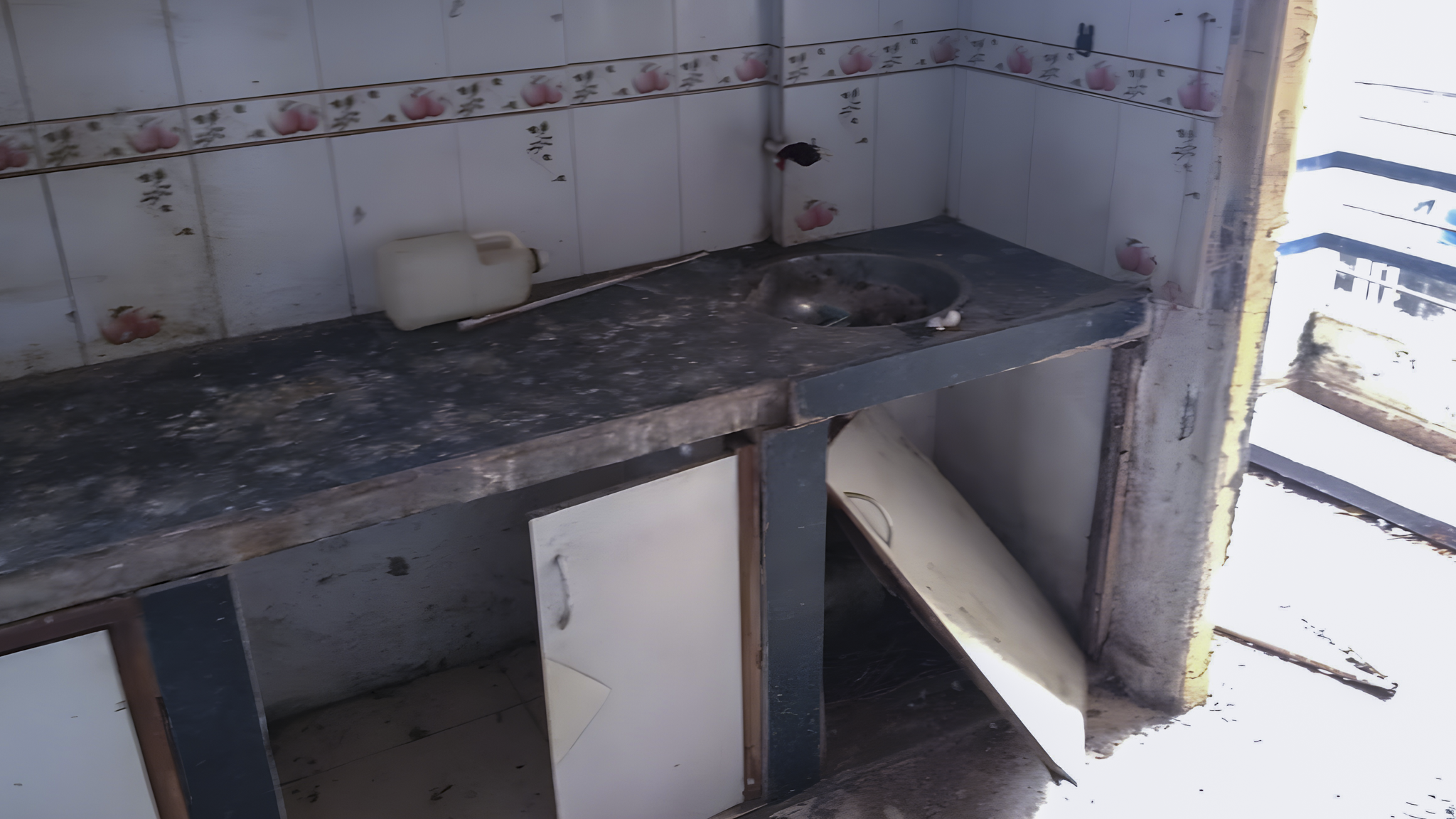42.75 square meter Flat for sale in Surat — photo 17