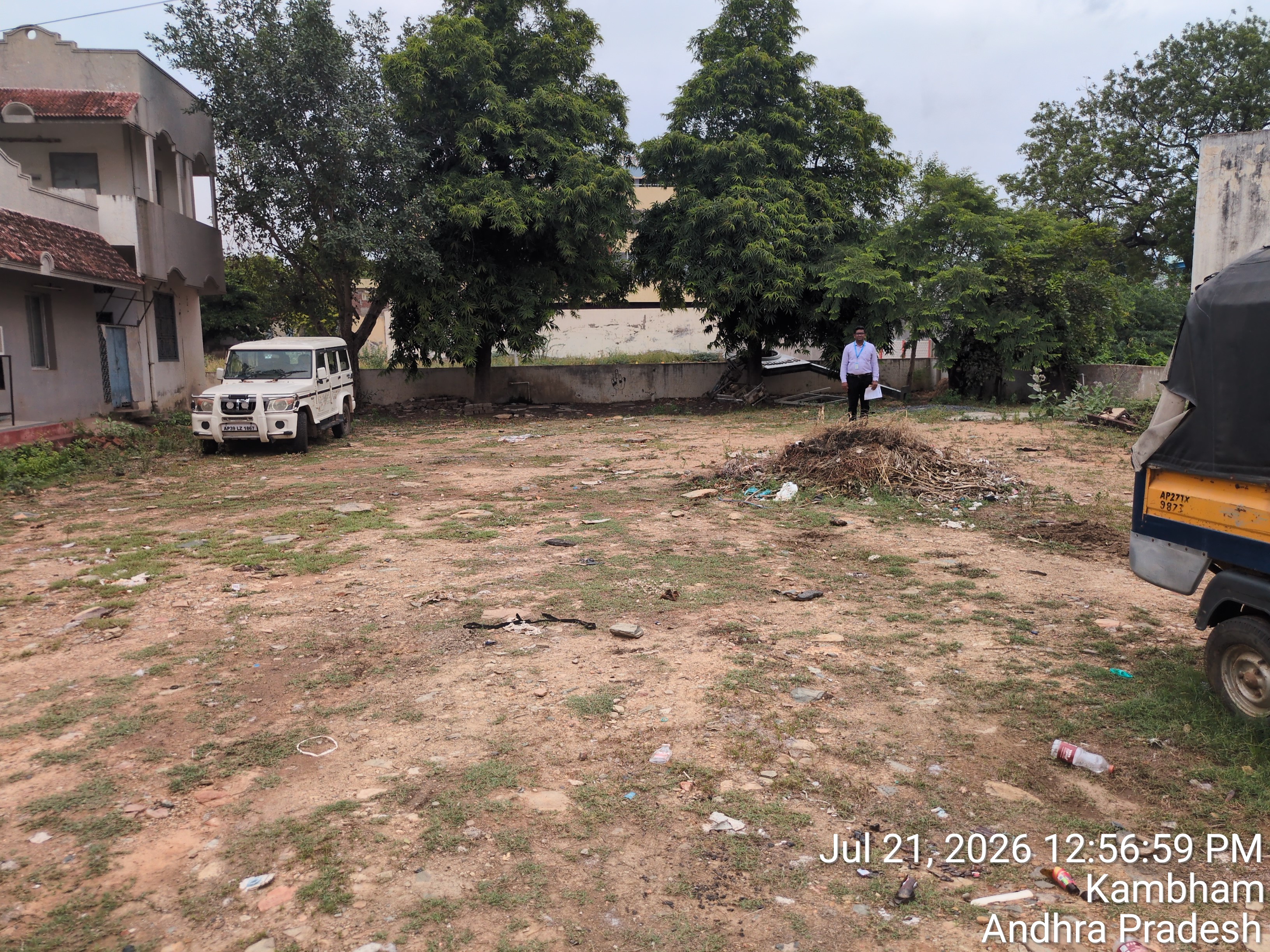 426.66 square yard Plot for sale in Markapur