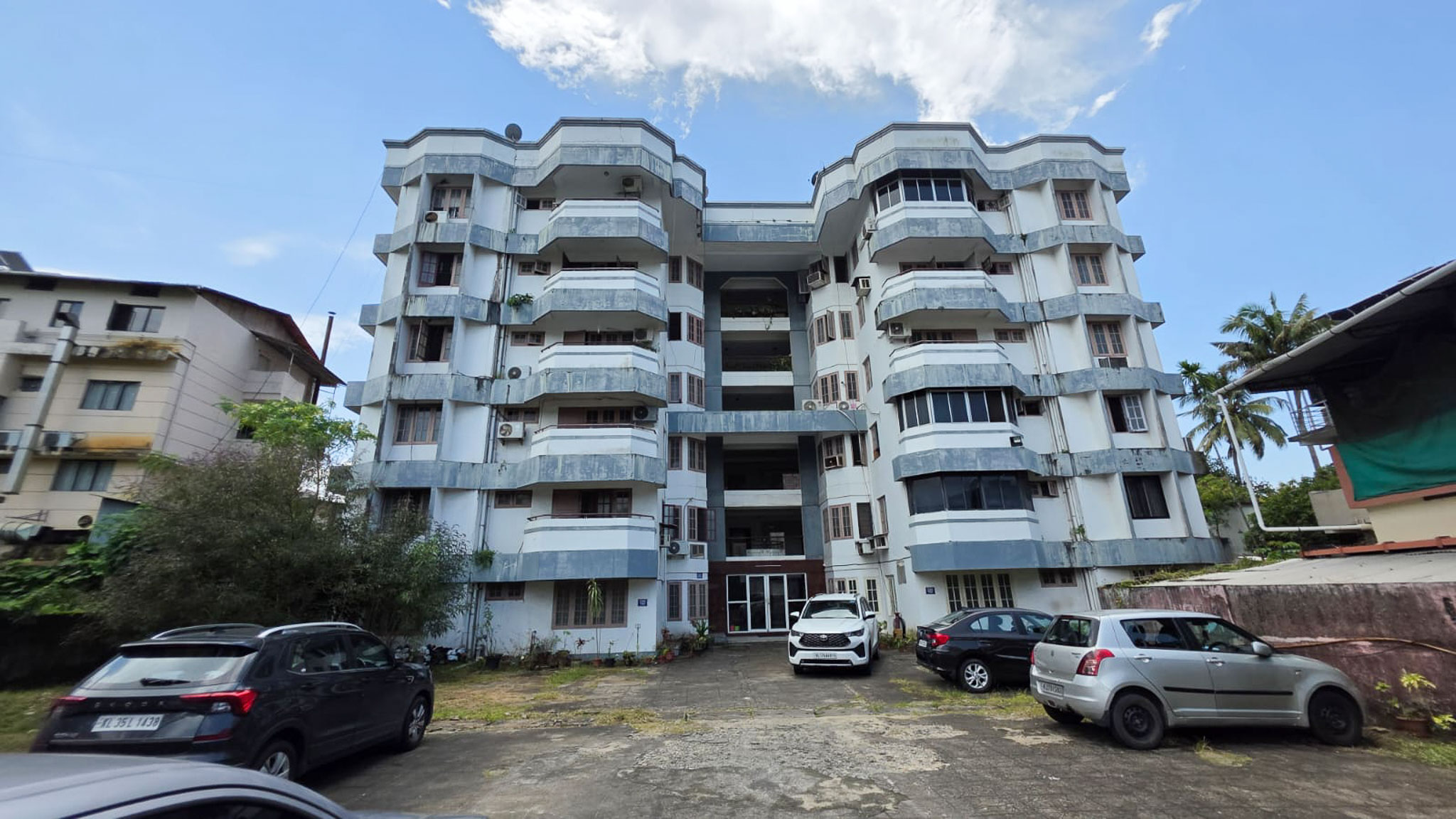 2 BHK Flat for sale in EAST AVENUE APARTMENT, Kaloor  Ernakulam Kochi — photo 1