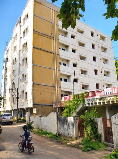 4 BHK Flat for sale in KAKATIYA TOWERS, NANDIGAMA Nandigama — photo 1
