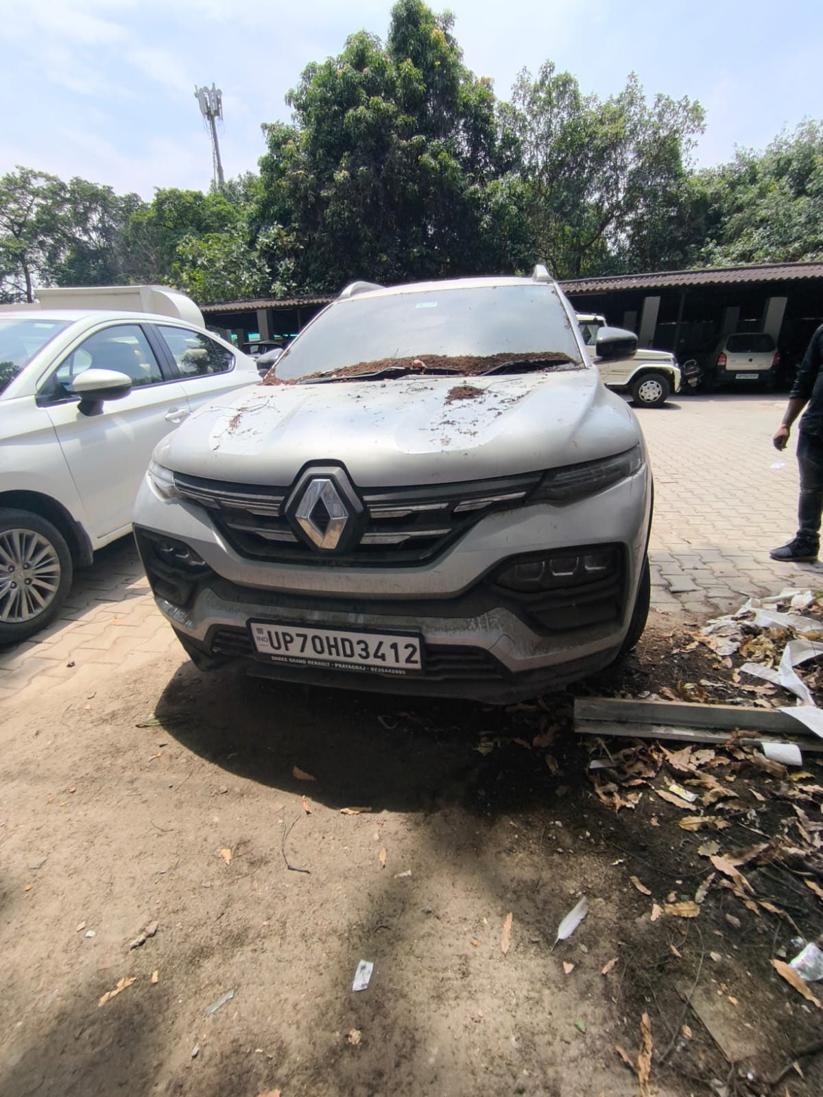 2024 Renault Kiger RXT MT SUV 18455 km 2 years for sale in SBI MAIN BRANCH PRAYAGRAJ, KUTCHERY ROAD, PRAYAGRAJ-211002 Prayagraj — photo 1