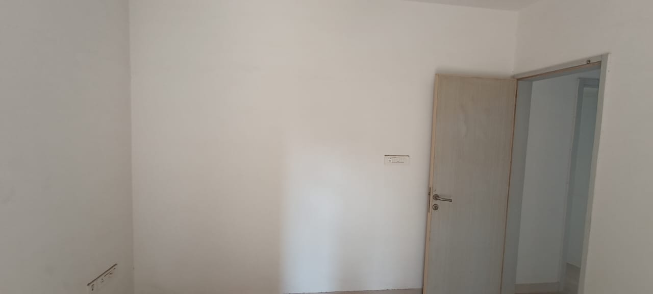 965 square feet Flat for sale in Pune — photo 6