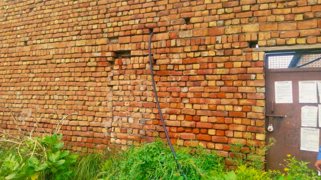 974.1 square meter Individual House for sale in Near Railway Phatak village Dhana Ladanpur Bhiwani Bhiwani