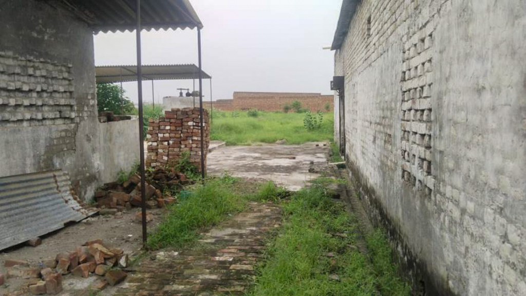 974.1 square meter Individual House for sale in Near Railway Phatak village Dhana Ladanpur Bhiwani Bhiwani — photo 4