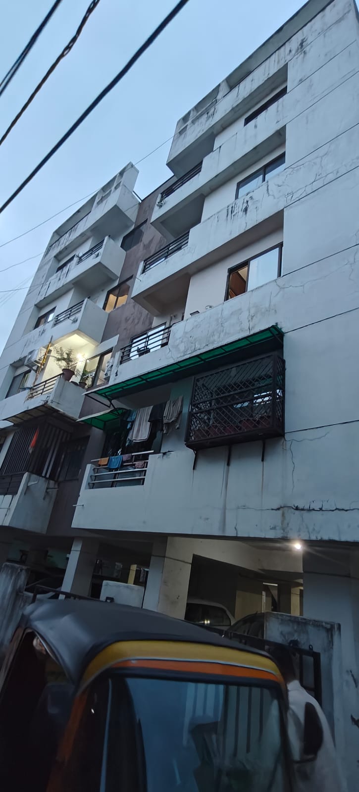 Flat for sale in Vadodara — photo 2