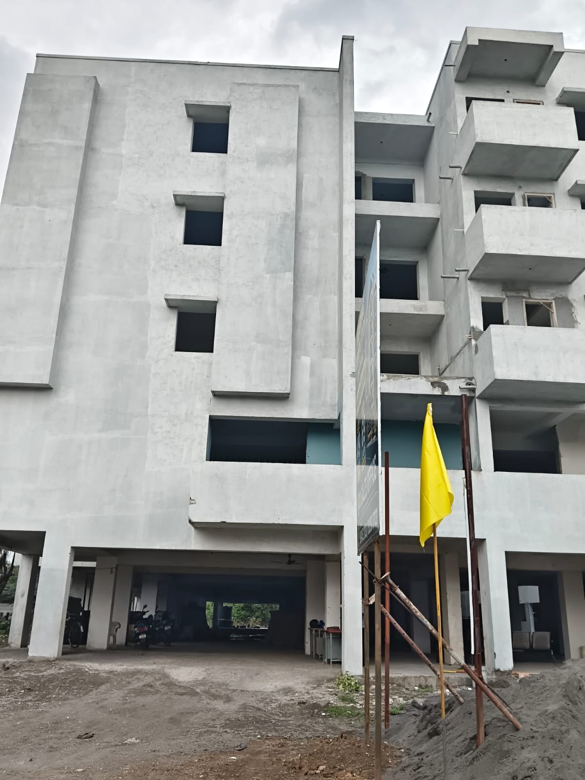 617 square feet Flat for sale in MANNIVAKKAM Chennai — photo 1
