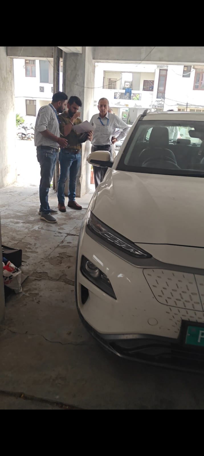 2023 Hyundai Kona Electric Premium SUV 54755 km 3 years for sale in ISUZU WORKSHOP Jalandhar — photo 2