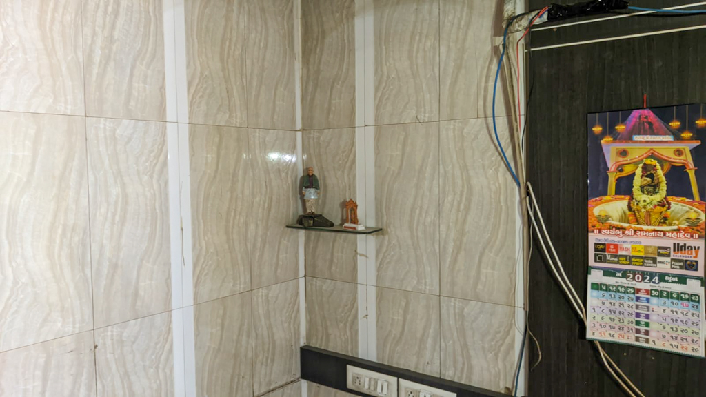 Industrial Shed for sale in padawala Road Kotda Sangani Rajkot — photo 1