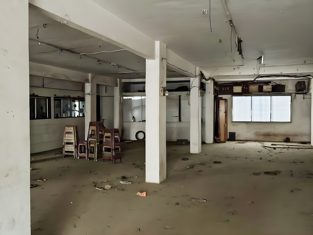 8834 square feet Shops for sale in Surat Surat — photo 4