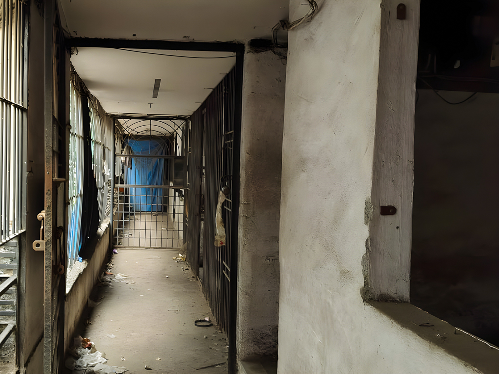 8834 square feet Shops for sale in Surat Surat — photo 5