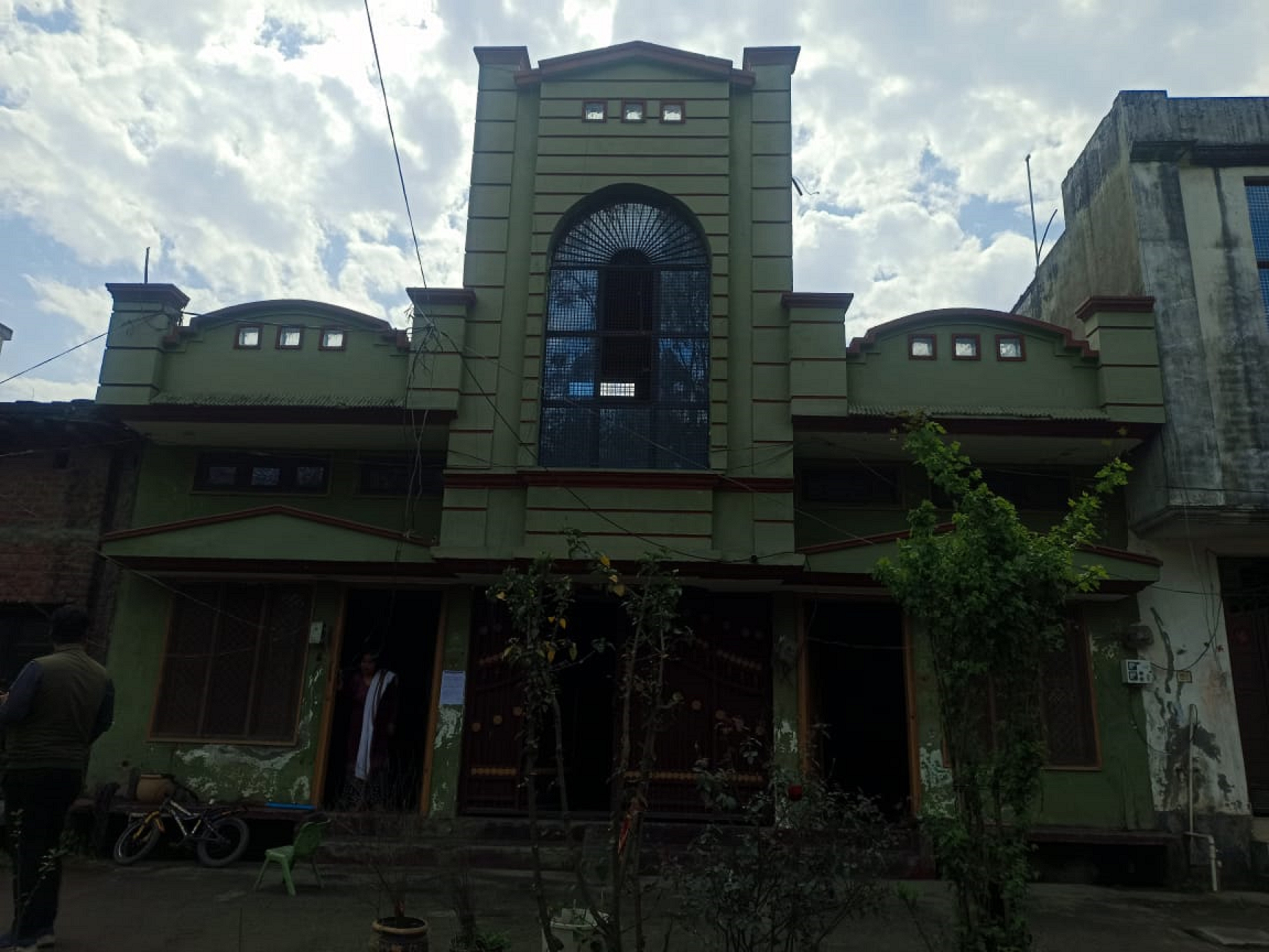 Individual House for sale in Thakurdwara — photo 1
