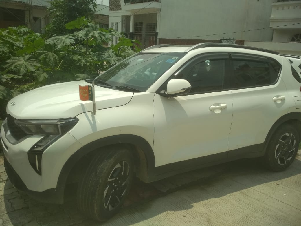 2025 Kia Sonet HTK Compact SUV 17976 km 1 year for sale in BHARAT MOTORSYARD Gorakhpur — photo 2