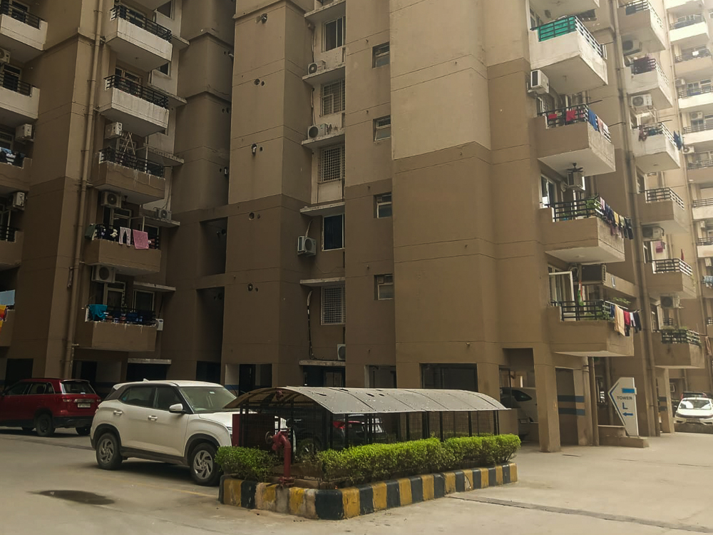 4 BHK Flat for sale in STELLAR JEEVAN, Bisrakh, Greater Noida Greater Noida — photo 2