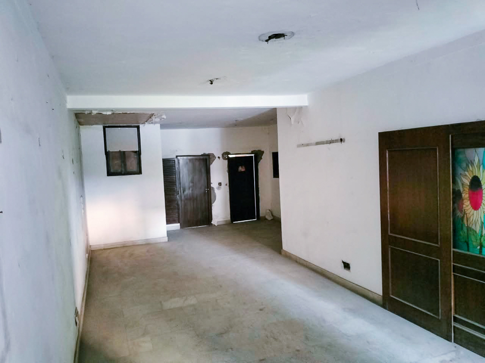 2 BHK Flat for sale in H -5 second floor Block H South Ext New Delhi, South Extention Part-1 New Delhi New Delhi — photo 4
