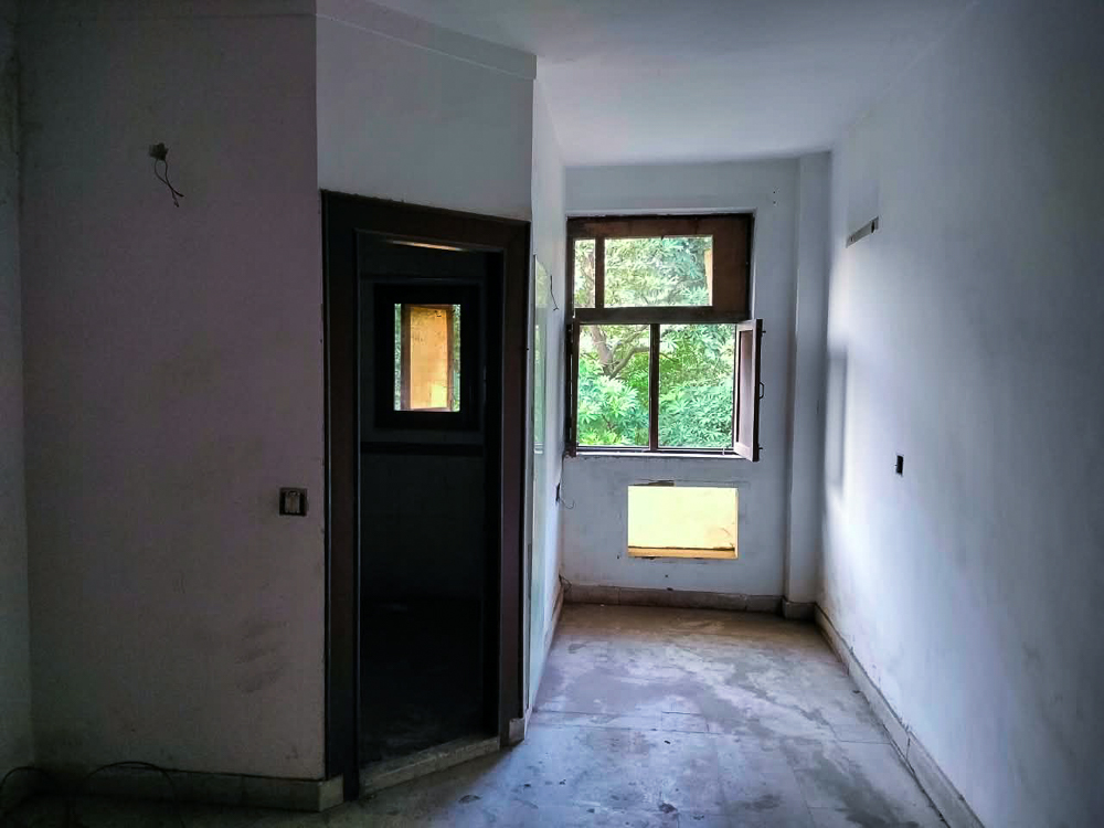 2 BHK Flat for sale in H -5 second floor Block H South Ext New Delhi, South Extention Part-1 New Delhi New Delhi — photo 11