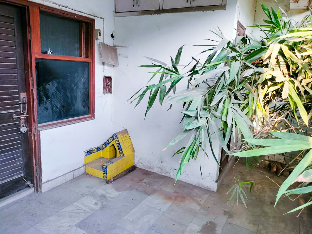 2 BHK Flat for sale in H -5 second floor Block H South Ext New Delhi, South Extention Part-1 New Delhi New Delhi — photo 17