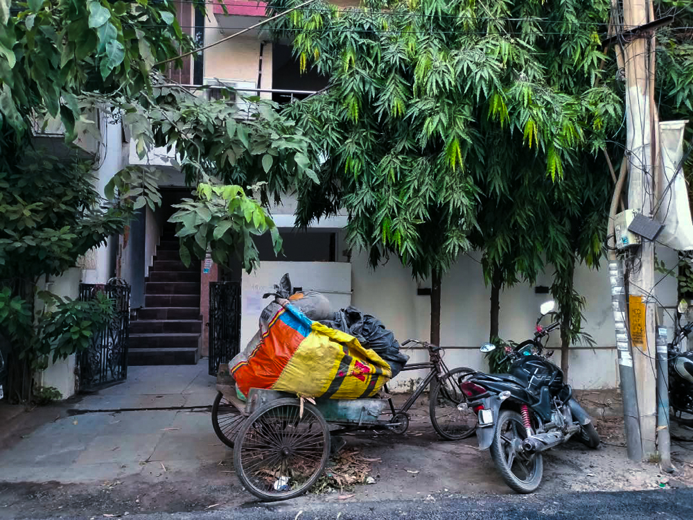 2 BHK Flat for sale in H -5 second floor Block H South Ext New Delhi, South Extention Part-1 New Delhi New Delhi — photo 21