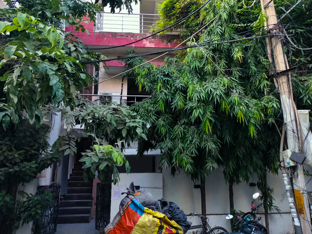 2 BHK Flat for sale in H -5 second floor Block H South Ext New Delhi, South Extention Part-1 New Delhi New Delhi — photo 22