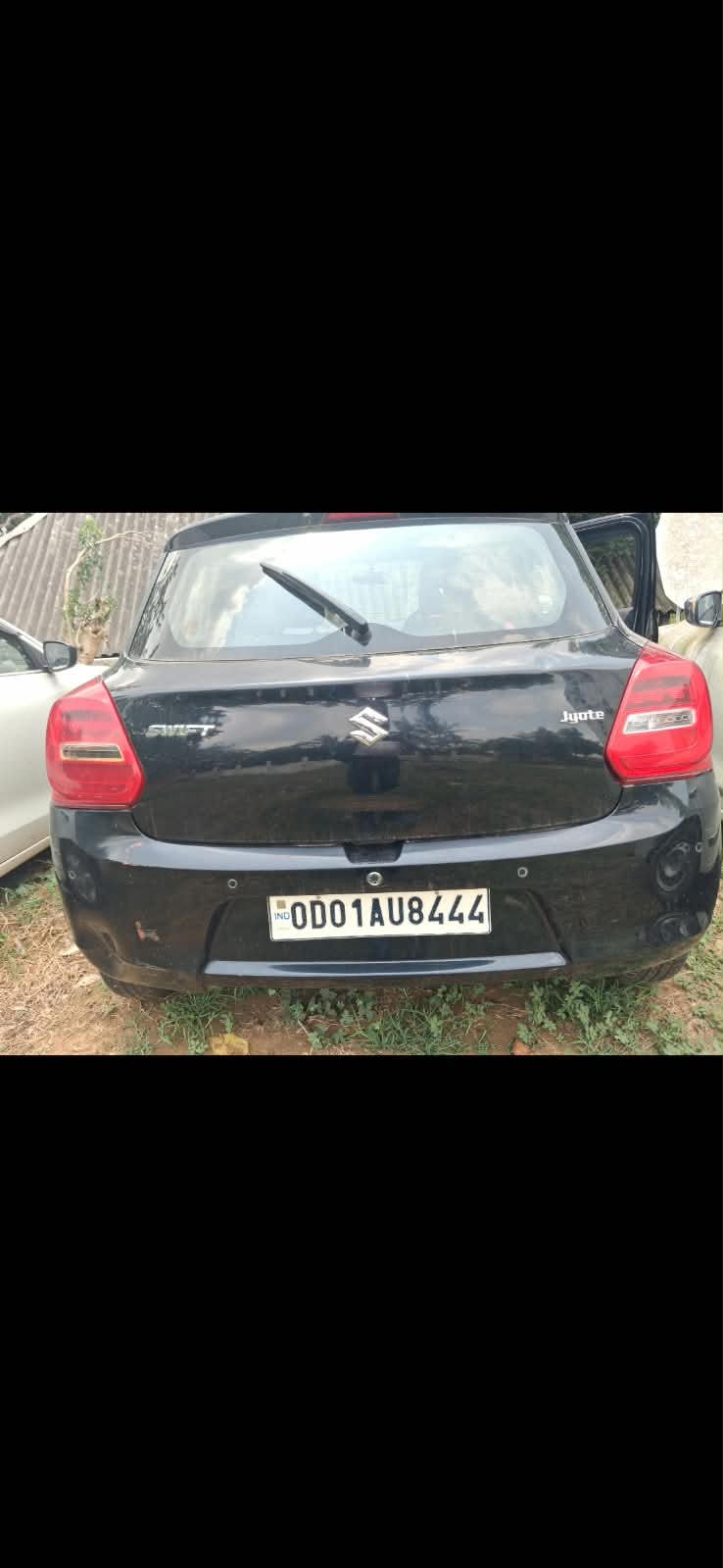 2023 Maruti Suzuki Swift ZXi Hatchback 28000 km 3 years for sale in Sri Ram Parking Yard Bhadrak — photo 2