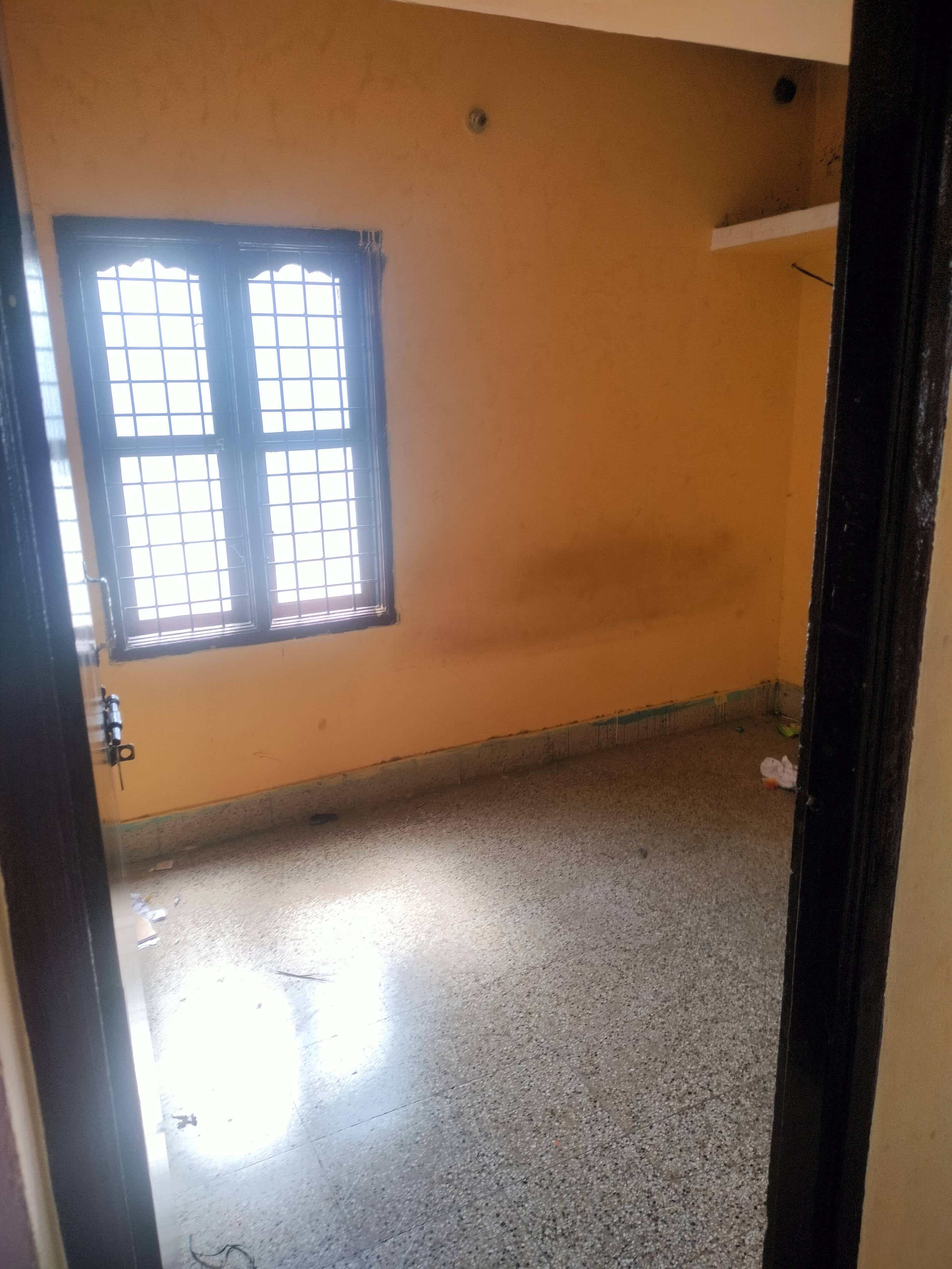 2 BHK Individual House for sale in Hassan Hassan — photo 5