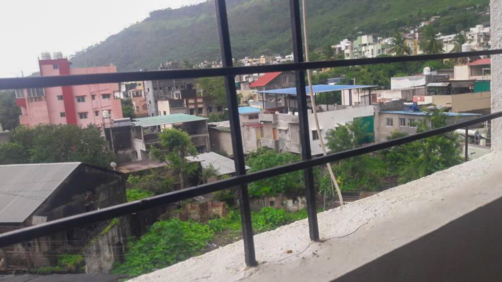 1 BHK Flat for sale in RAJDATTA RESIDENCY, SATARA Satara — photo 7