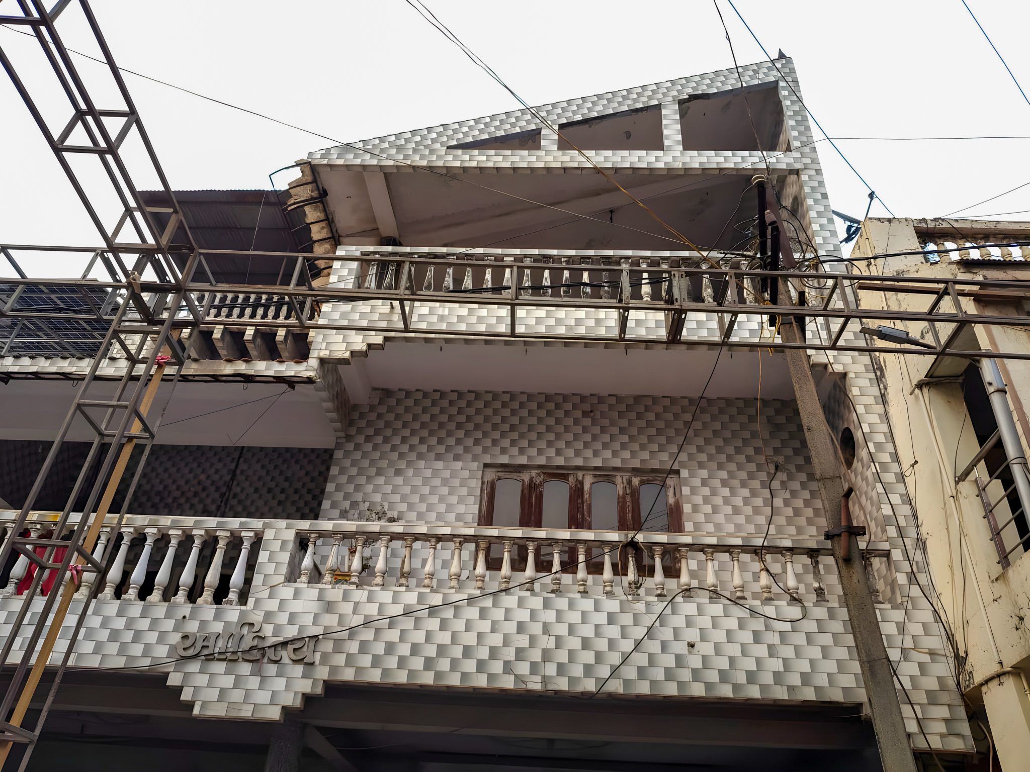 Individual House for sale in Surat — photo 1