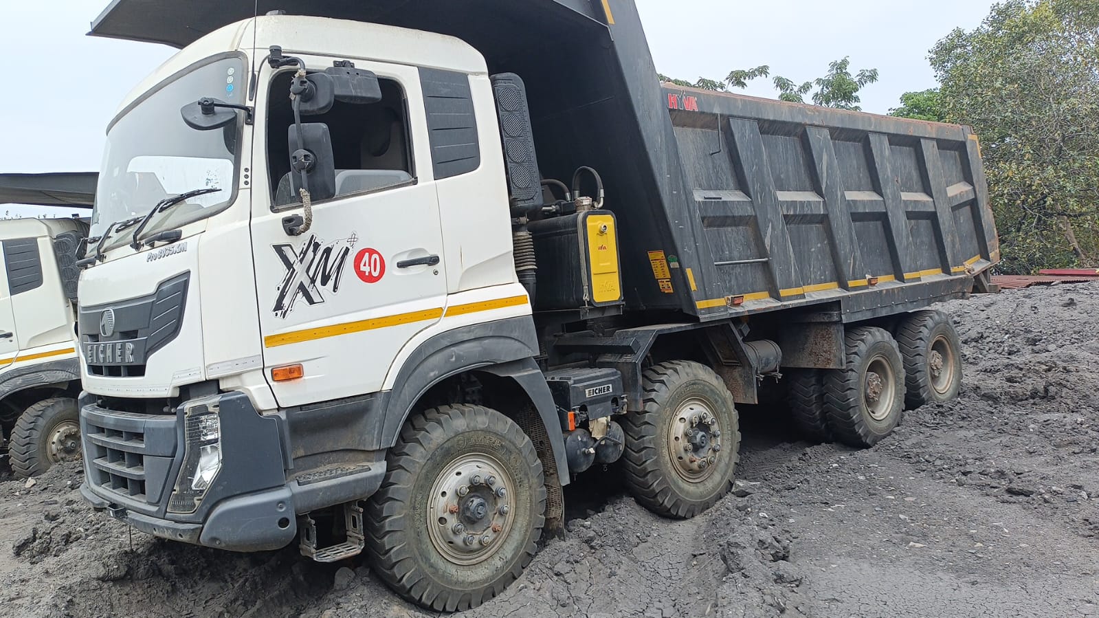 EICHER PRO 08035 XMLA for sale in Ghugus