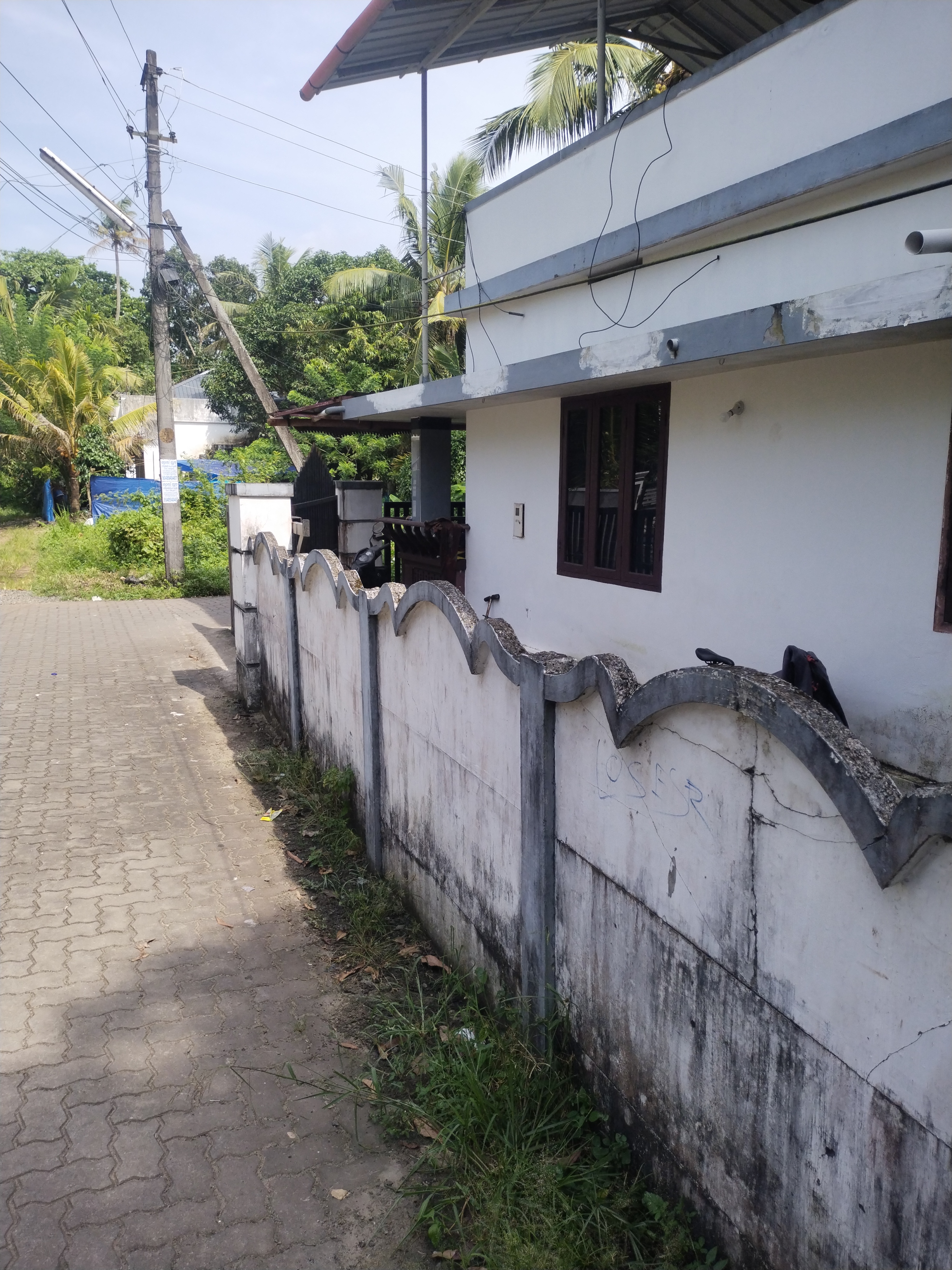 721 square feet Individual House for sale in Njarackal — photo 3