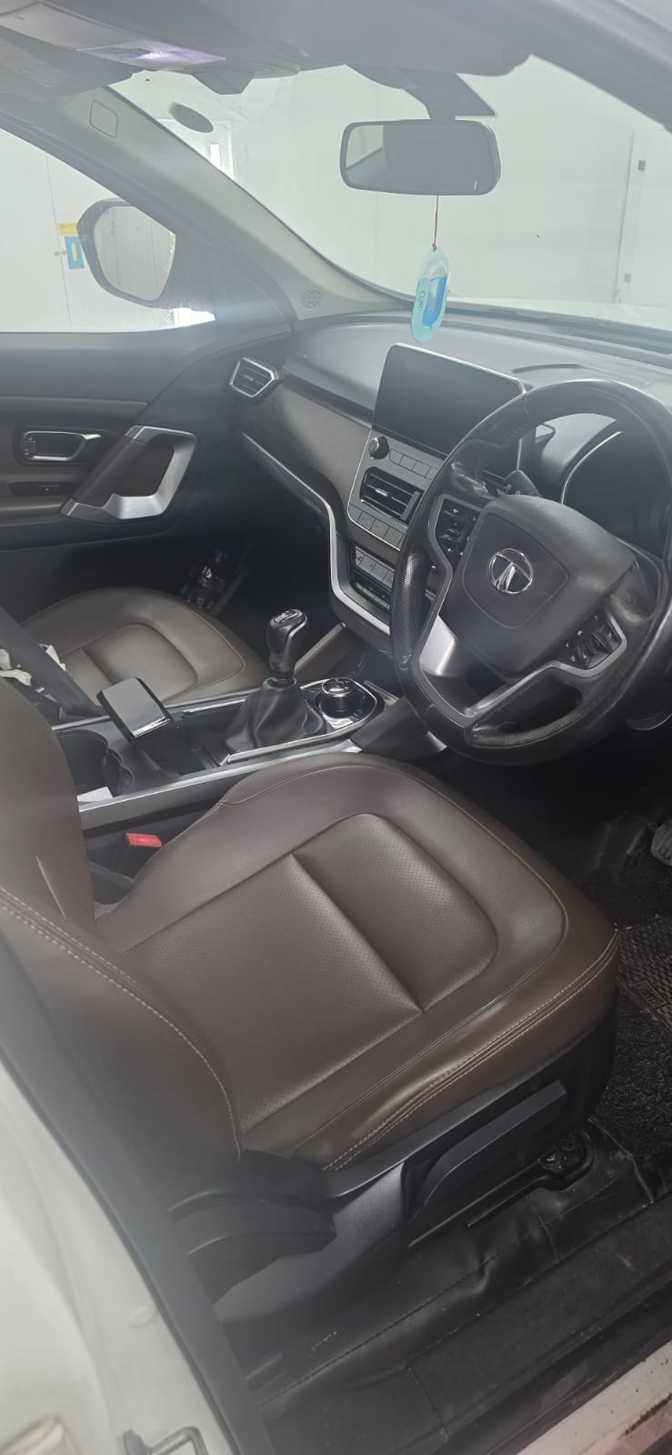 2019 Tata Harrier XZ SUV 189920 km 7 years for sale in NEAR VITHAI MANGAL KARYALAY GUT NO 182 BHUKUM KOLAD ROAD SHAHID BHAGAT NAGAR BHUKUM TAHASHIL MULSHI DIST PUNE 412115 Pirangut — photo 5