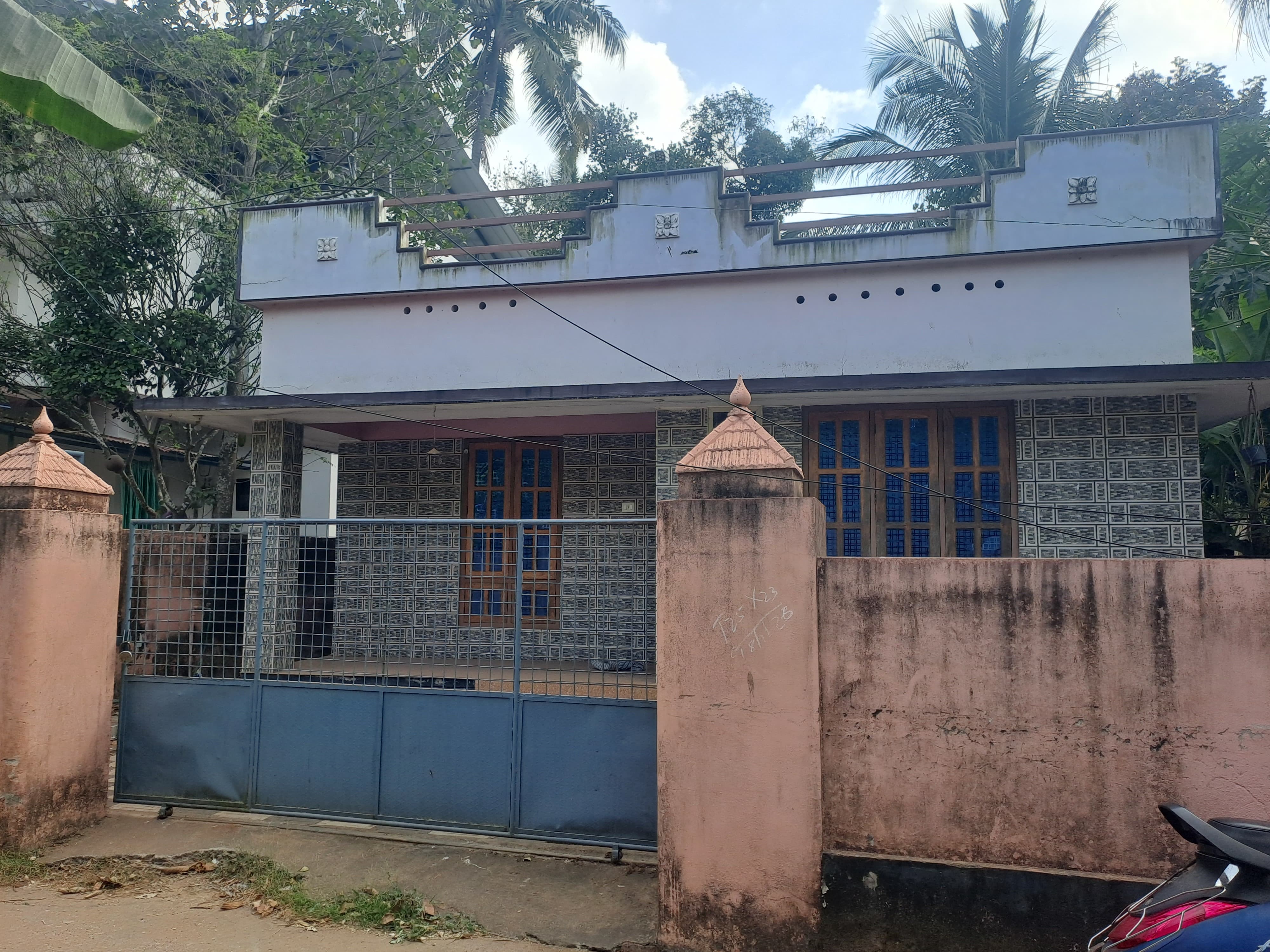 Individual House for sale in Mayyanad — photo 1