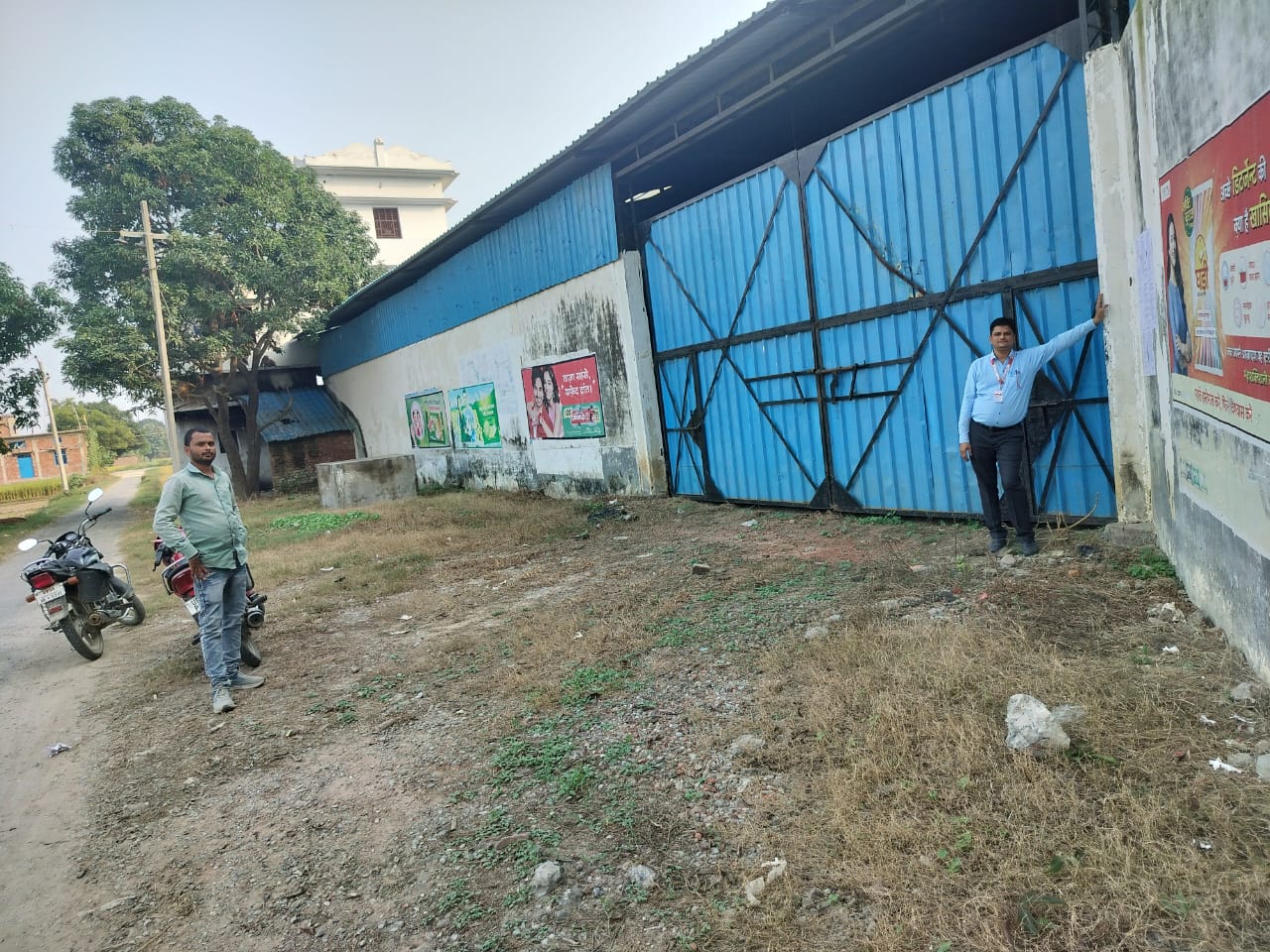 Shed with Plant and Machinery for sale in Tehsil Burhanpur Azamgarh — photo 1