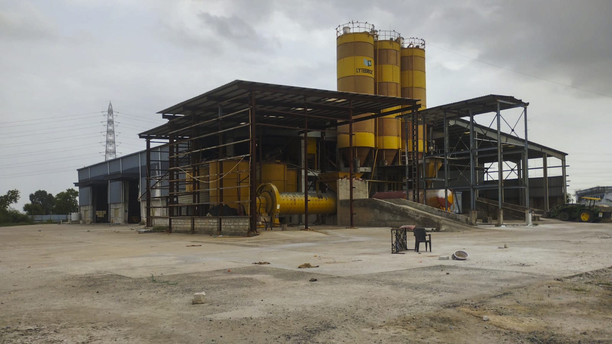 12952 square meter Industrial Plot with Factory Building, Shed with Plant and Machinery for sale in Bavla Adroda Road at Adroda, Taluka Bavla, Distt Ahemdabad Bavla — photo 1