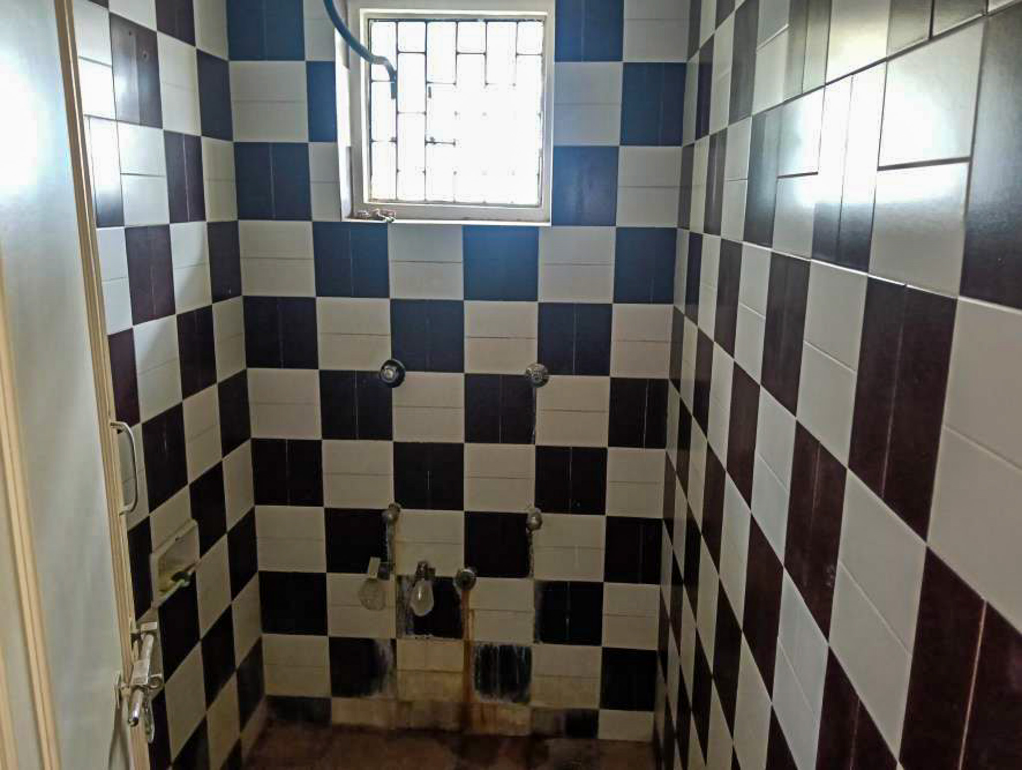 5 BHK Villa for sale in Shree Cooperative Housing Society Ltd., Vadodara Vadodara — photo 21