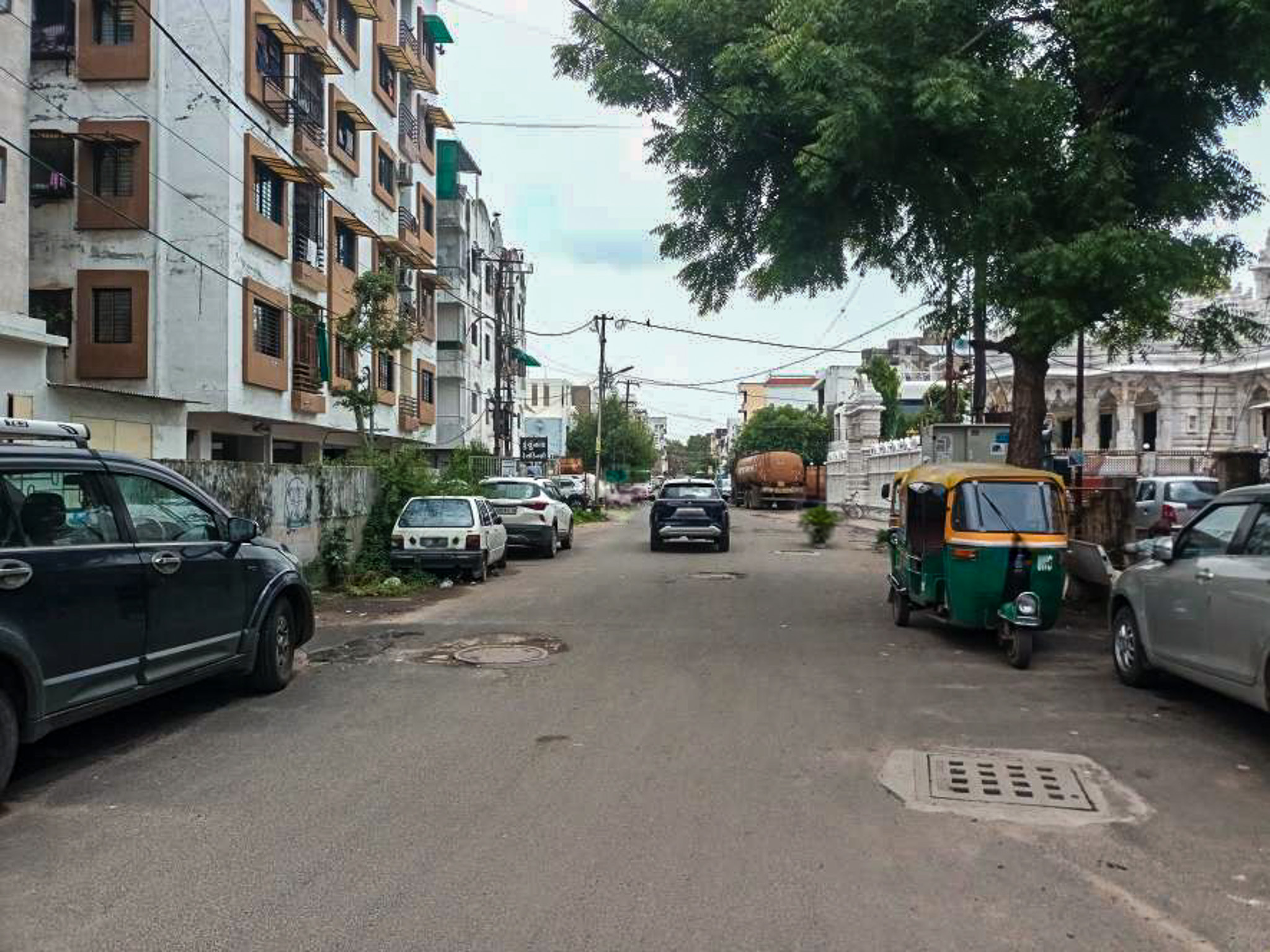 5 BHK Villa for sale in Shree Cooperative Housing Society Ltd., Vadodara Vadodara — photo 2