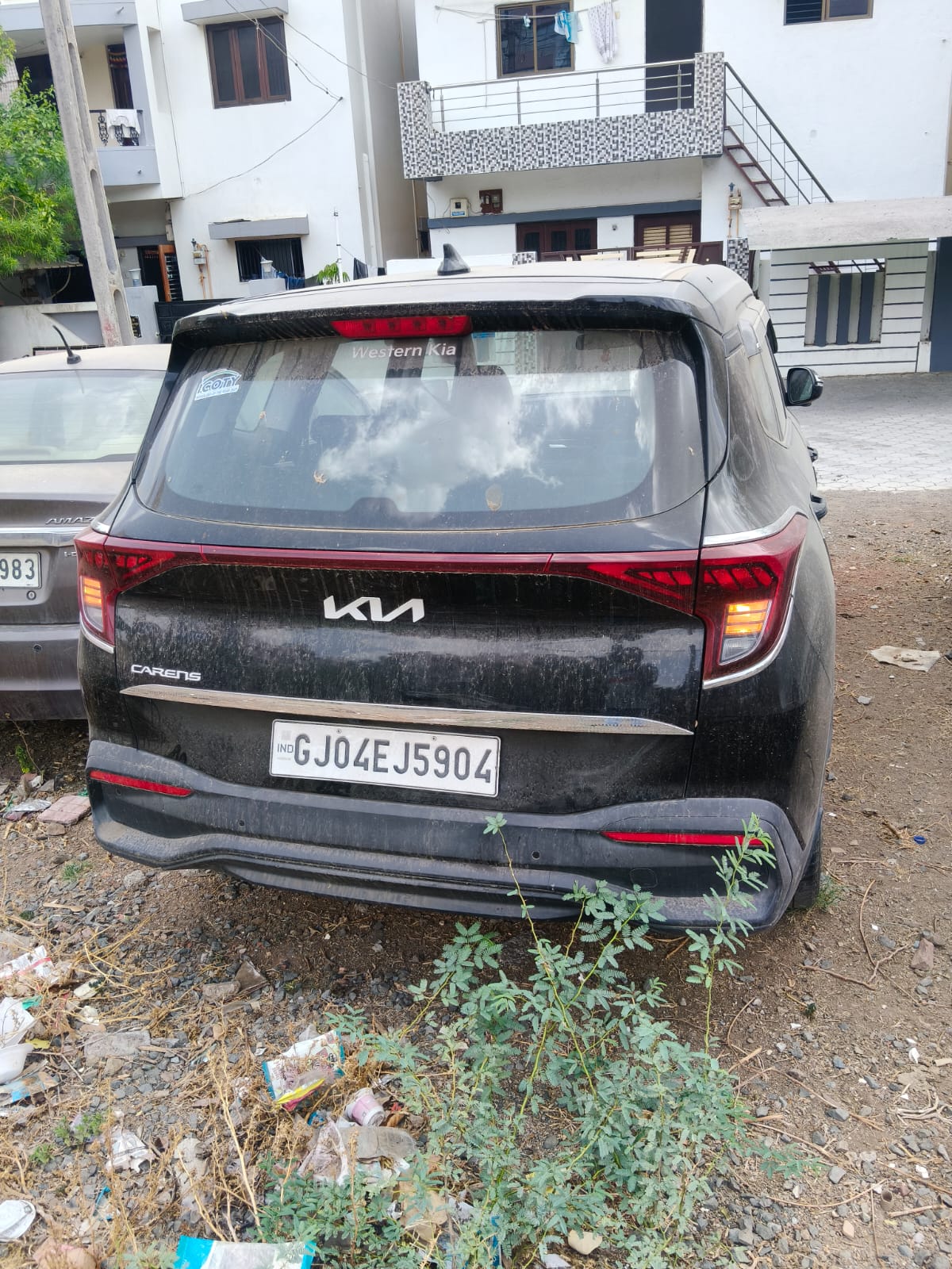 2024 Kia Carens Premium MPV 34116 km 2 years for sale in KALIYABID Bhavnagar — photo 1