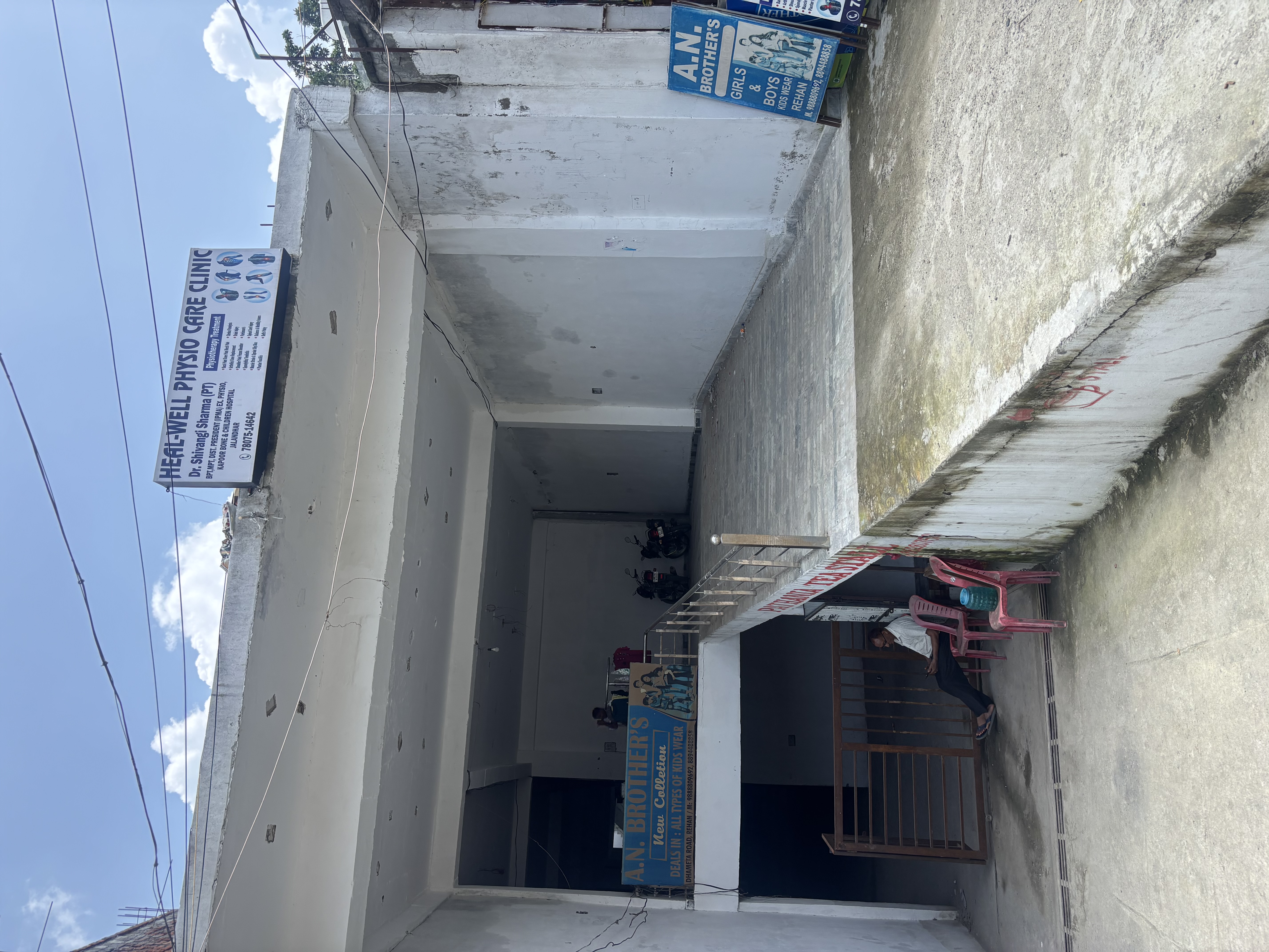 723 square meter Shops for sale in Nurpur