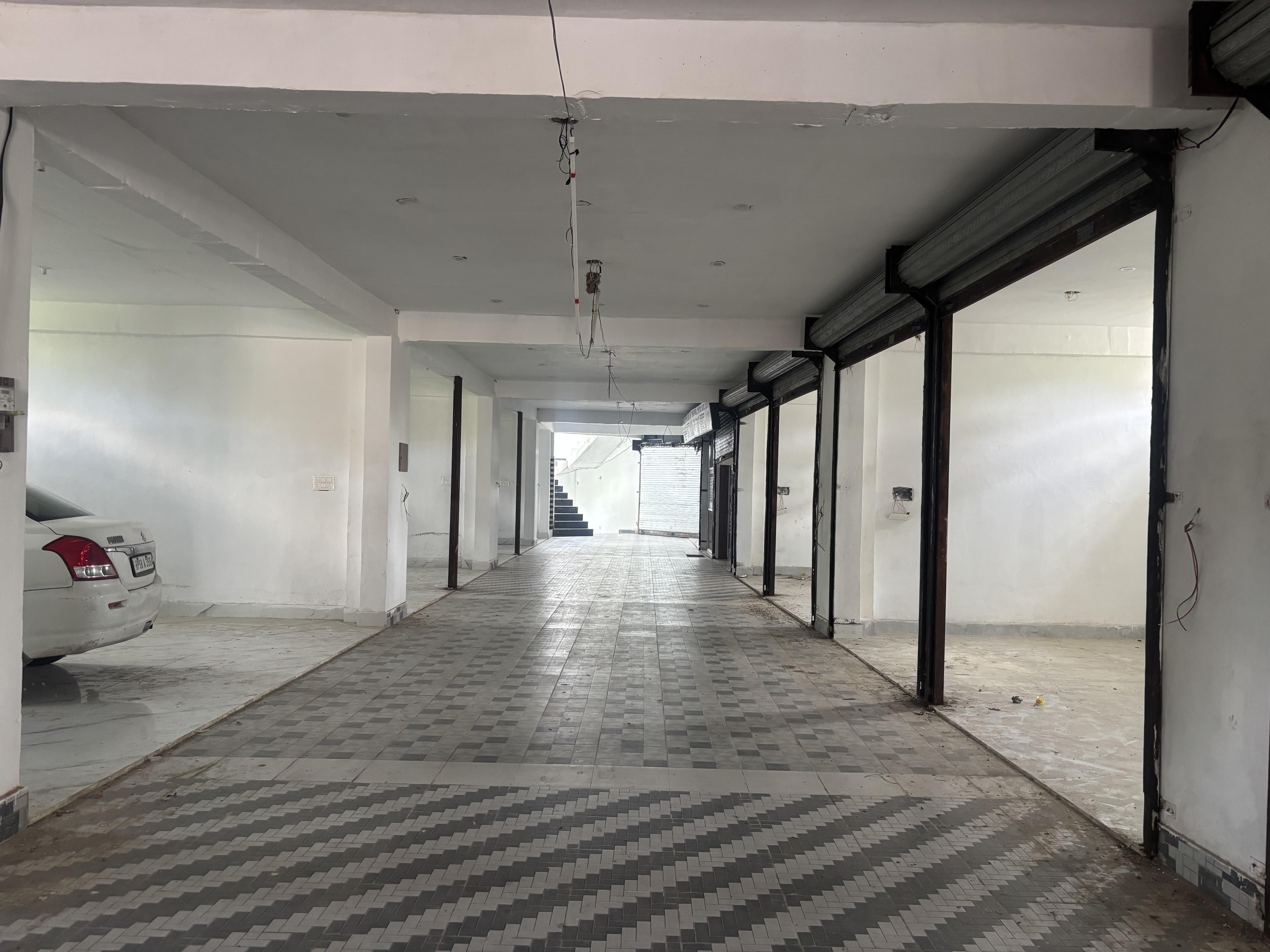 723 square meter Shops for sale in Nurpur — photo 2