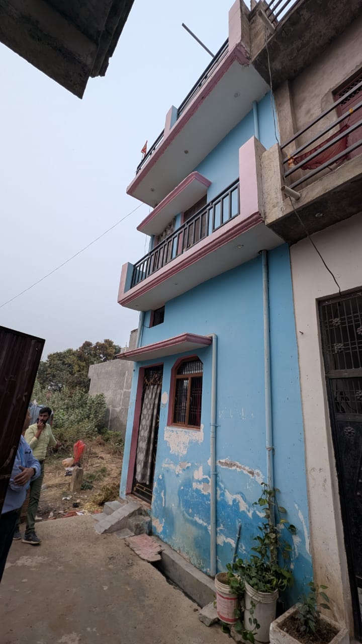 37.45 square meter Individual House for sale in Deoria