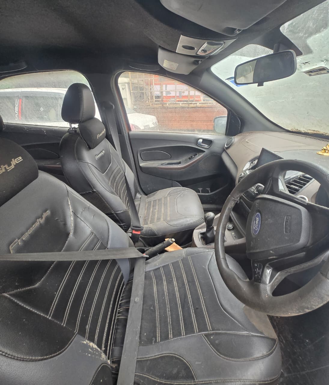 2019 Ford Endeavour Titanium 2.0 4x2 AT SUV 85000 km 7 years for sale in VK ENTERPRISES Bengaluru — photo 4