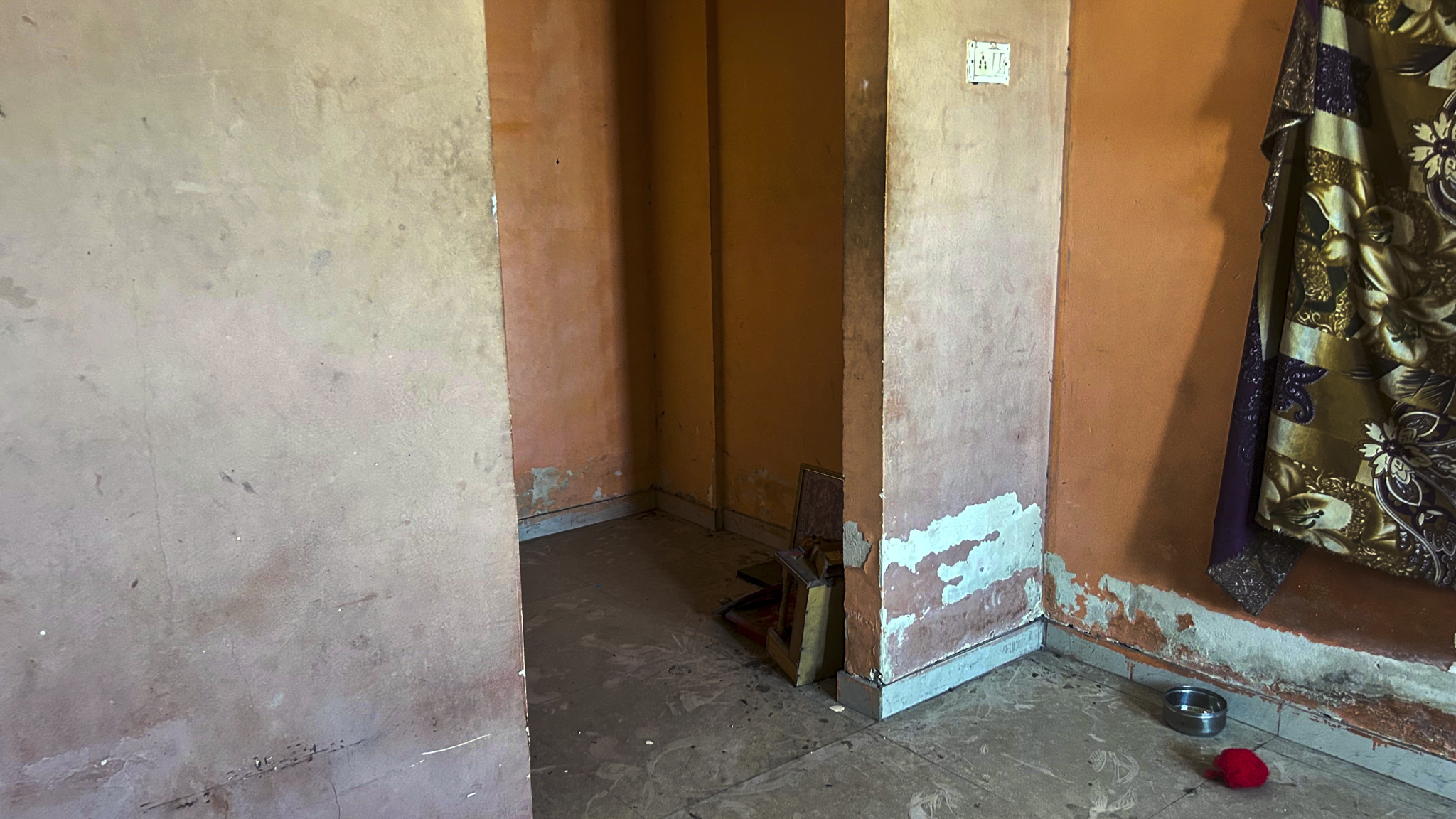 855 square feet Flat for sale in Near Apex Heights Umbergaon — photo 14