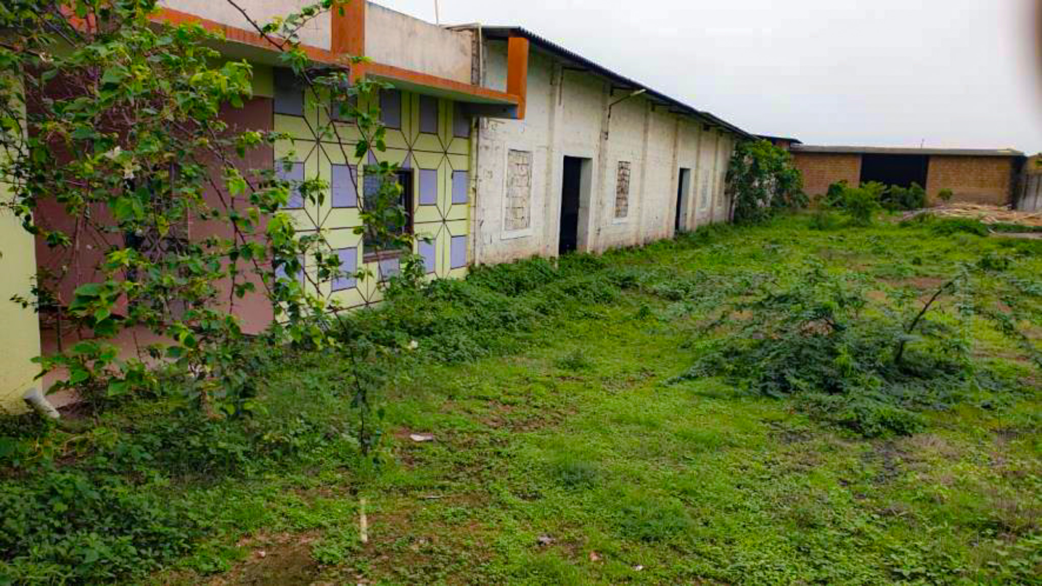 Shed with Plant and Machinery for sale in Shil — photo 1
