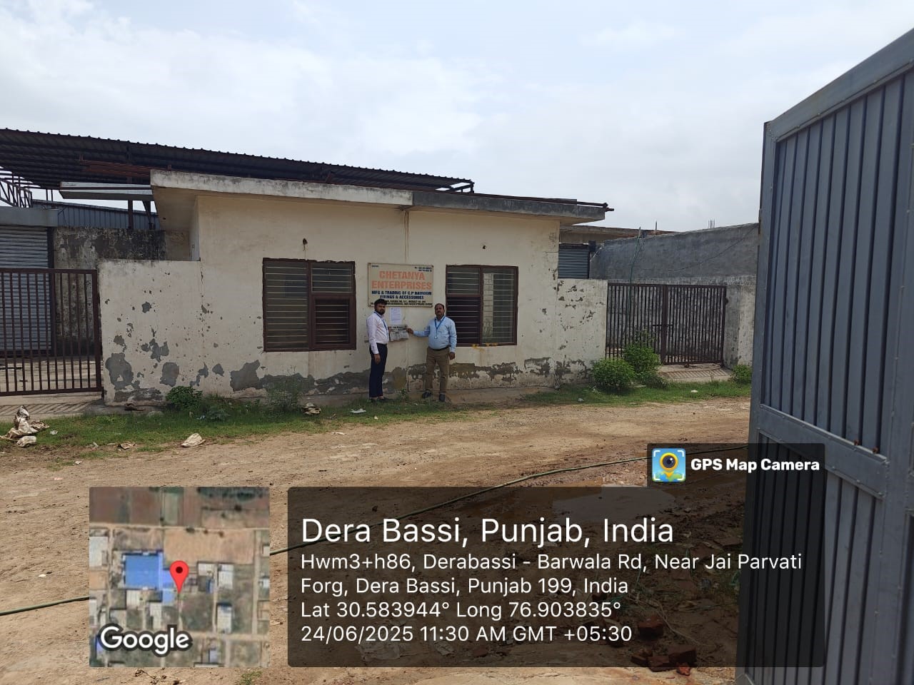 Industrial Plot with Factory Building for sale in Dera Bassi