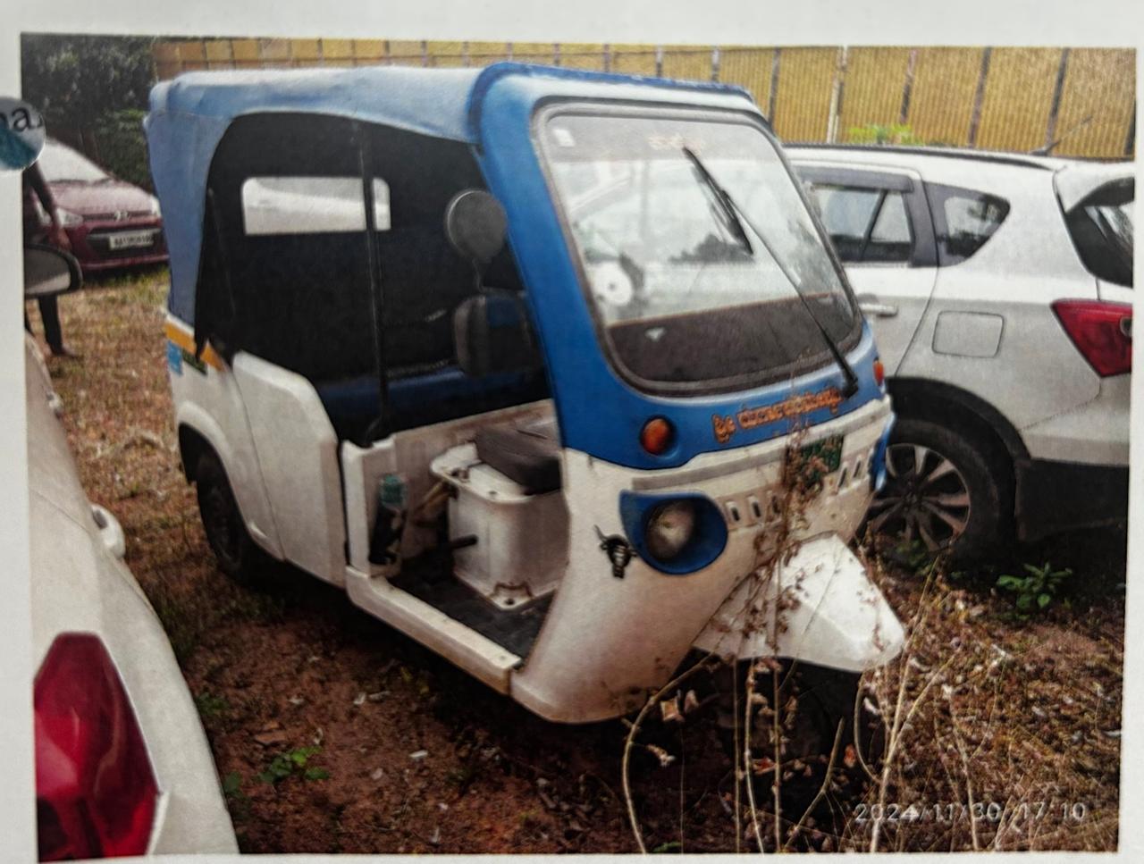 THREE WHEELER PASSENGER VEHICLE WITH NO KA19AD6516 for sale in BAIKAMPADY Mangaluru — photo 1
