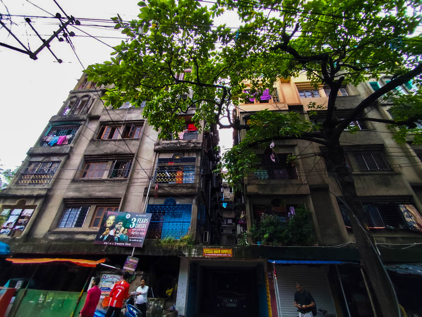 635 square feet Flat for sale in KESHAB DHAM COMPLEX, Lala Babu Shire Road, Belur, Howrah Bally