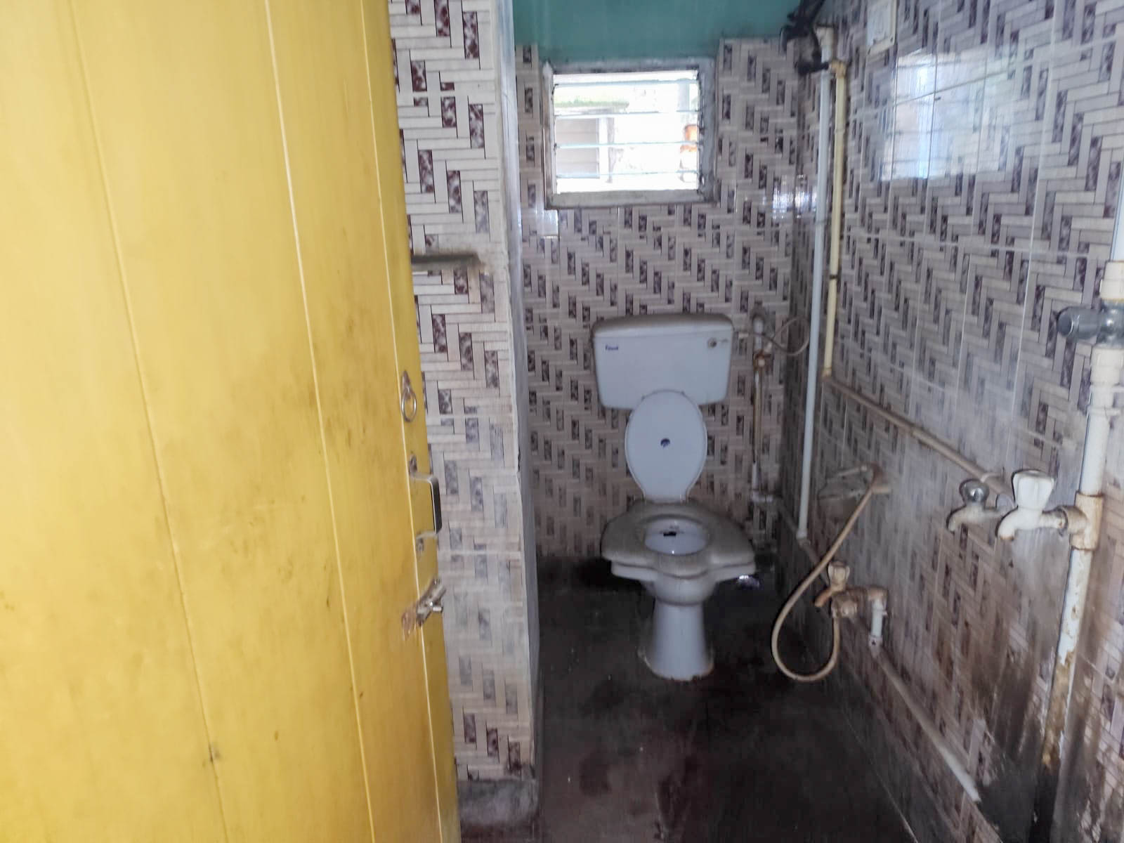 635 square feet Flat for sale in KESHAB DHAM COMPLEX, Lala Babu Shire Road, Belur, Howrah Bally — photo 9